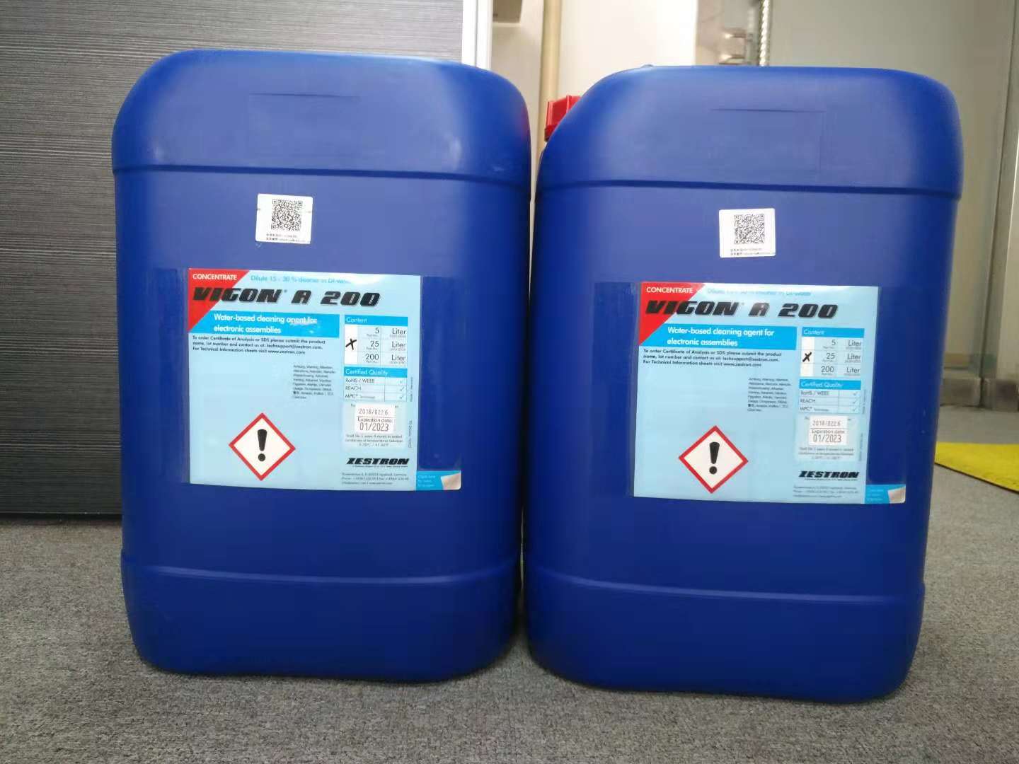 A200-1.jpg A200-1.jpg